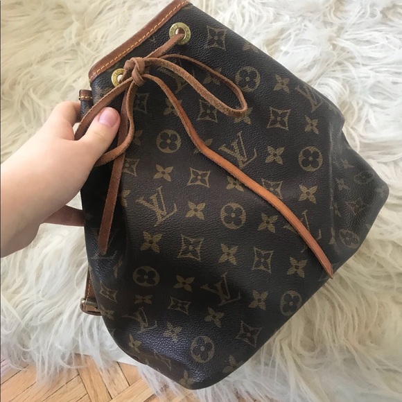 louis vuitton pocket bag